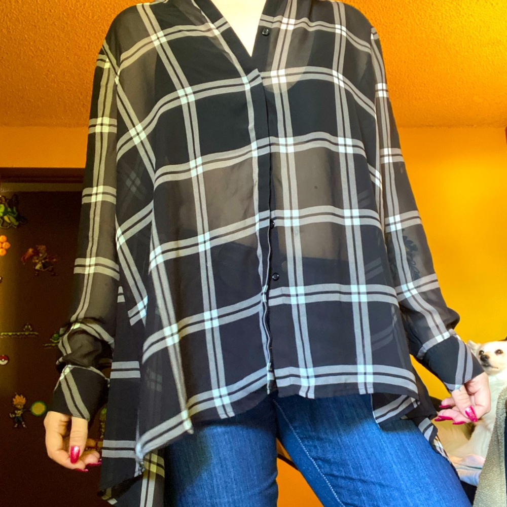 Flowy Plaid Long Sleeve Shirt / Over Shirt